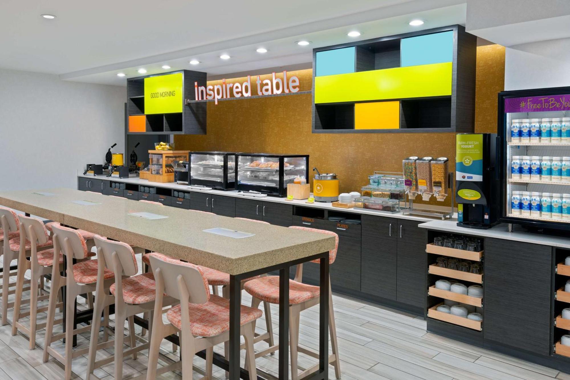 Hotel Home2 By Hilton Buffalo Airport/ Galleria Mall